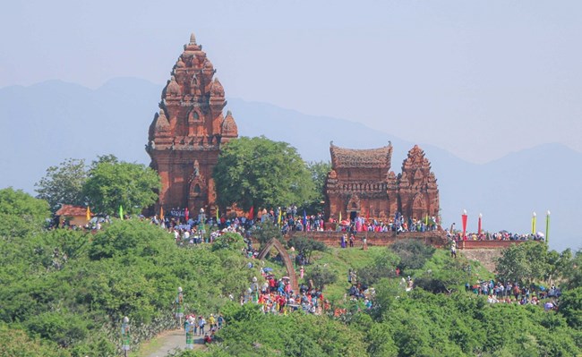 Du lịch Ninh Thuận đang bứt phá (17/4/2022)